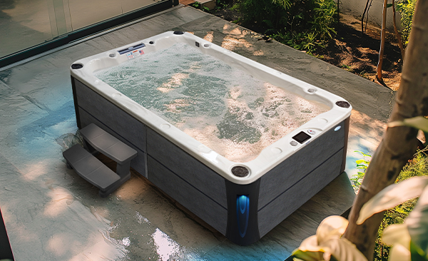 Deck Series Shawnee hot tubs for sale